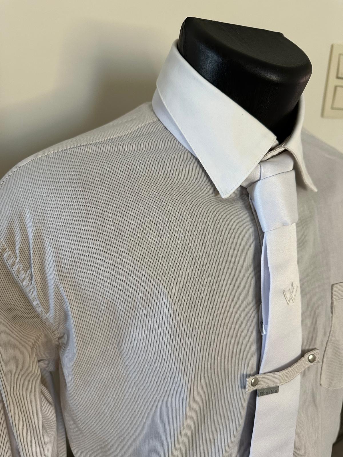 Winston "Show Shirt"