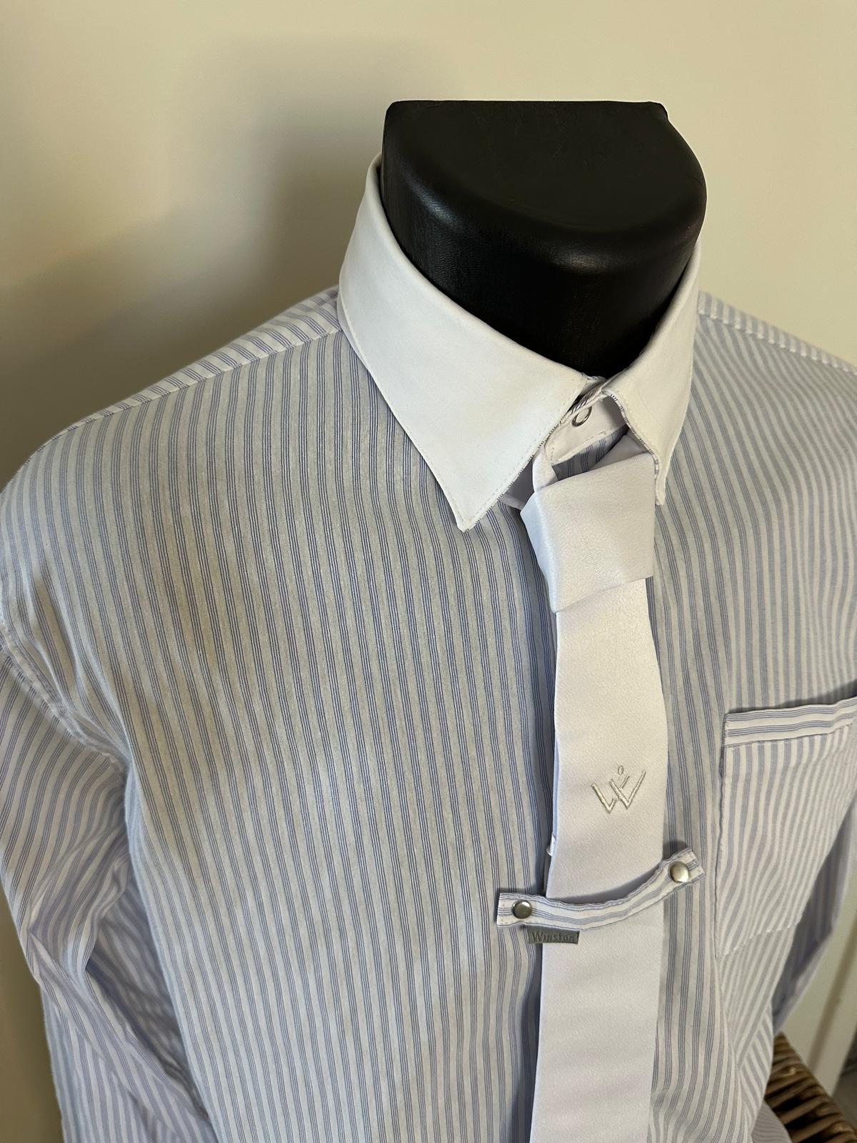Winston "Show Shirt"